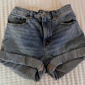 BDG Urban Outfitters Mom High Rise Denim Shorts – Size 27